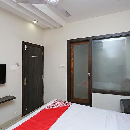 Oyo 6325 Hotel Kiran Raipur  Bagian luar foto