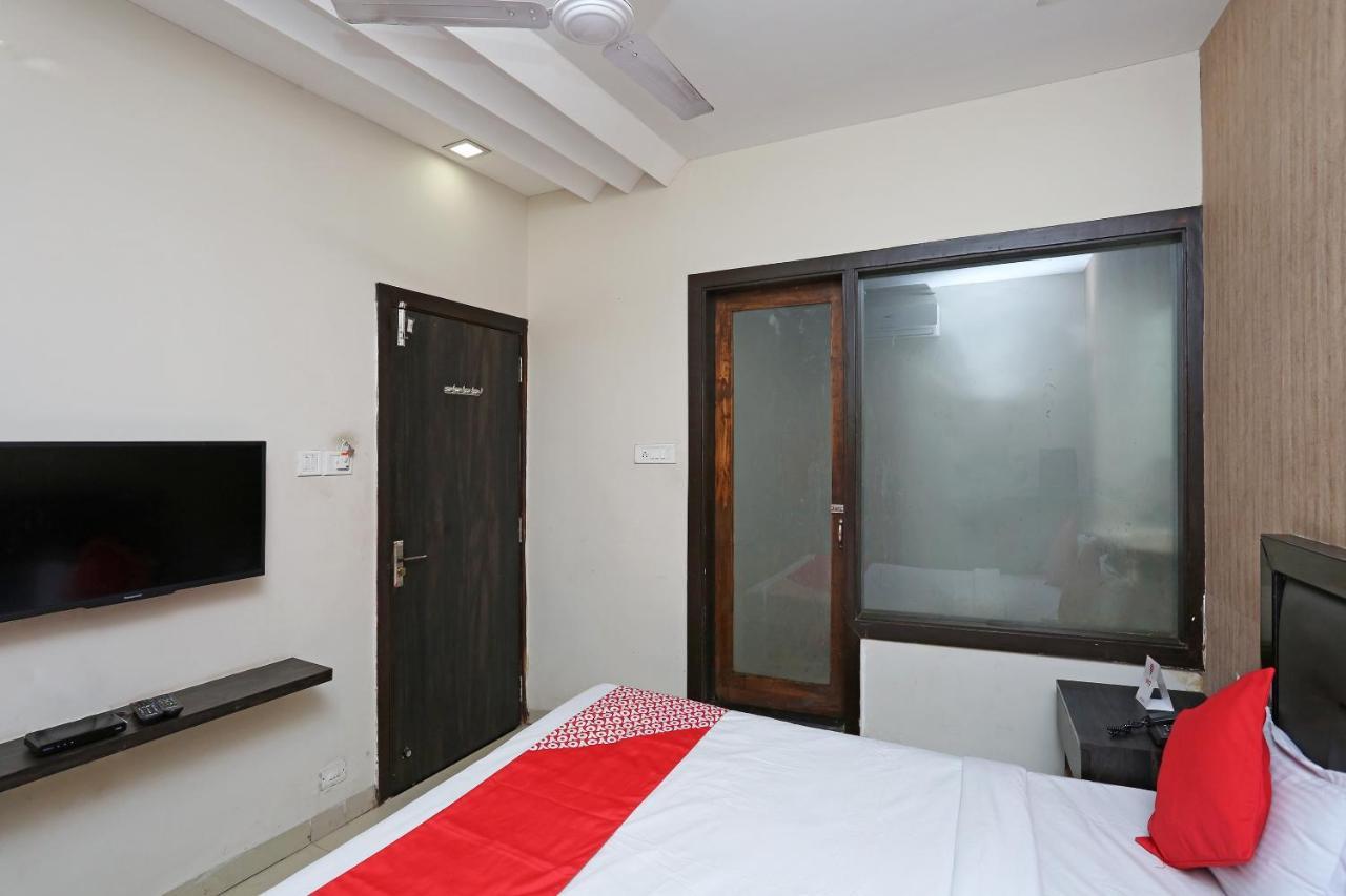 Oyo 6325 Hotel Kiran Raipur  Bagian luar foto
