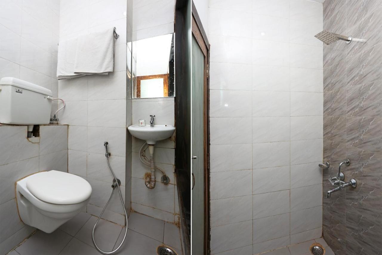 Oyo 6325 Hotel Kiran Raipur  Bagian luar foto